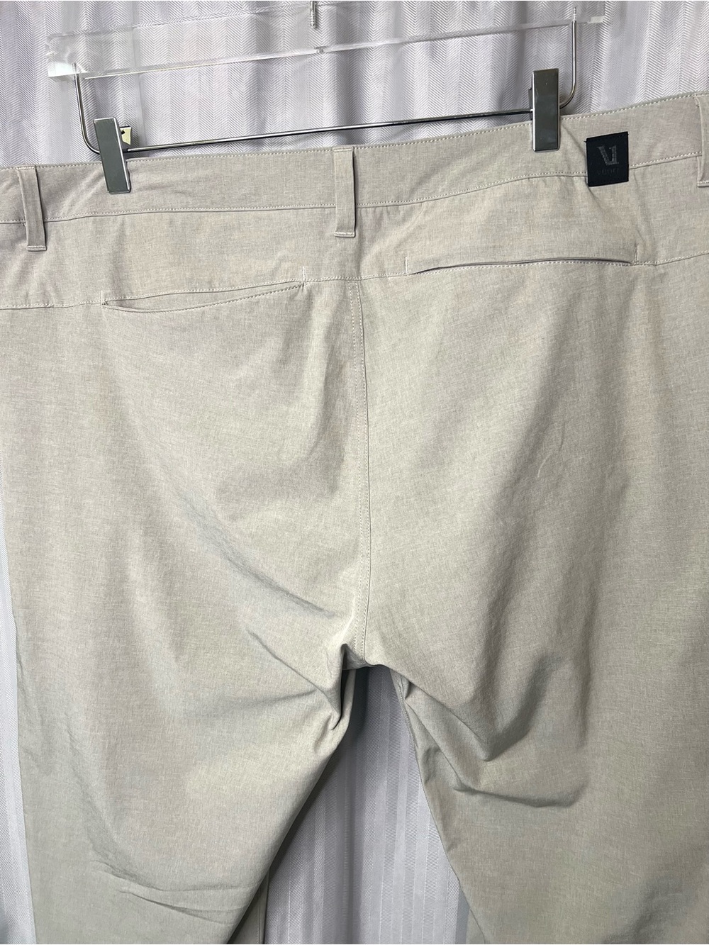 Vuori Aim Tan straight leg V431 Chino Golf Pants size 38 - Picture 3 of 11